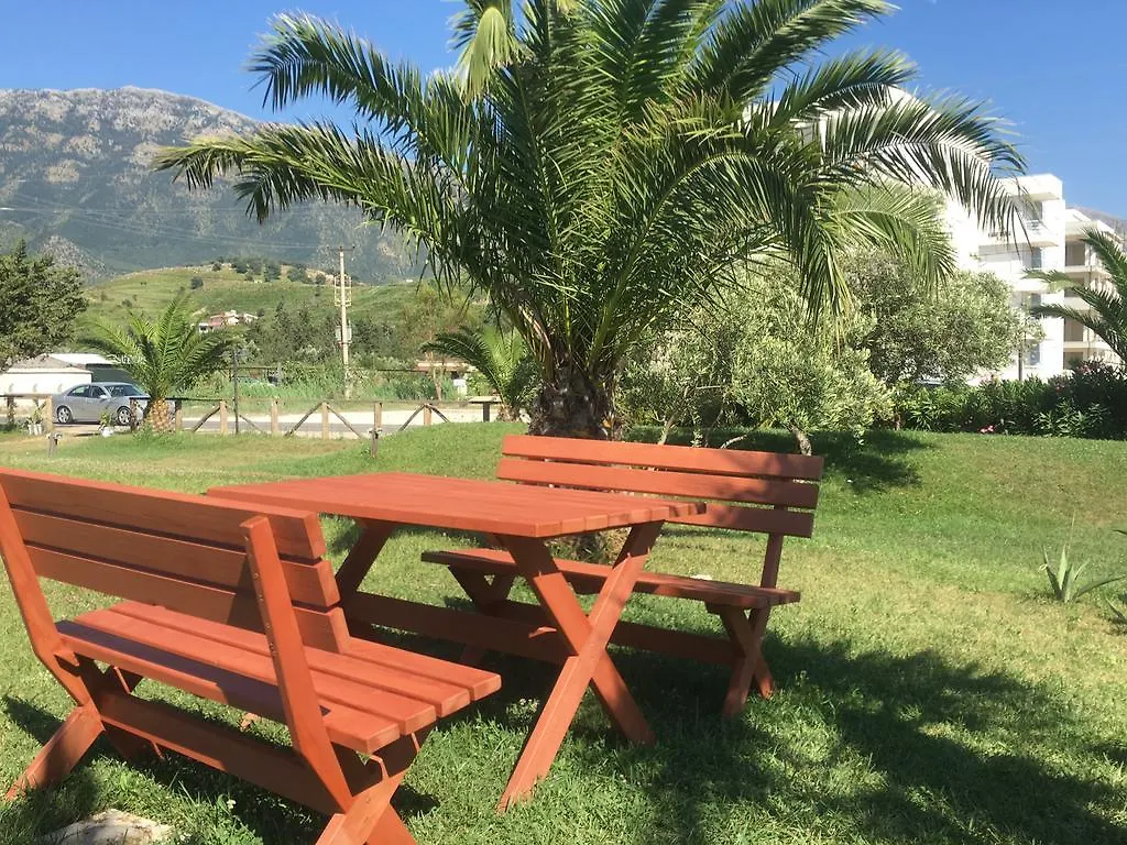 Beachfront Apartment Bashkia e Orikumit