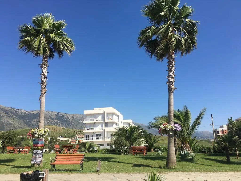 Beachfront Apartment Bashkia e Orikumit